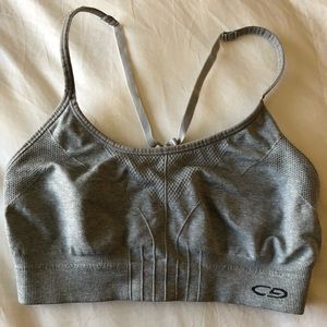 Sports bra